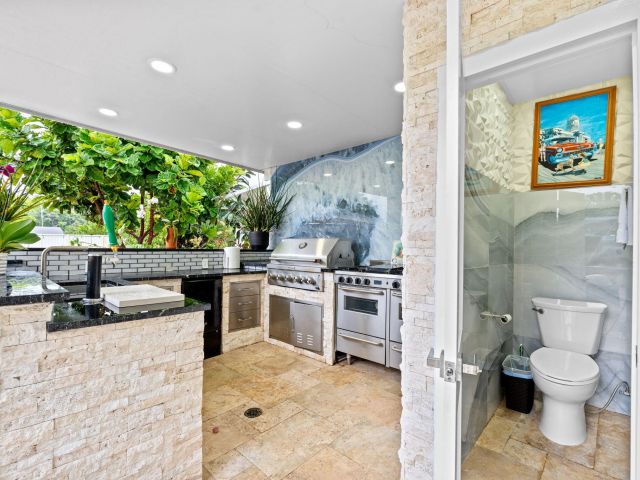 Продажа дома по адресу 936 Upland Road - фото 6187254