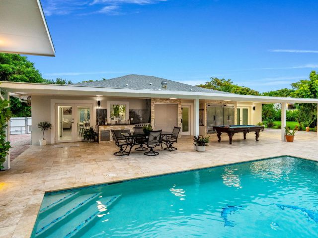 Продажа дома по адресу 936 Upland Road - фото 6187260