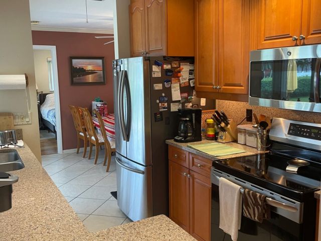 Продажа дома по адресу 3313 Sherwood Boulevard - фото 6137841