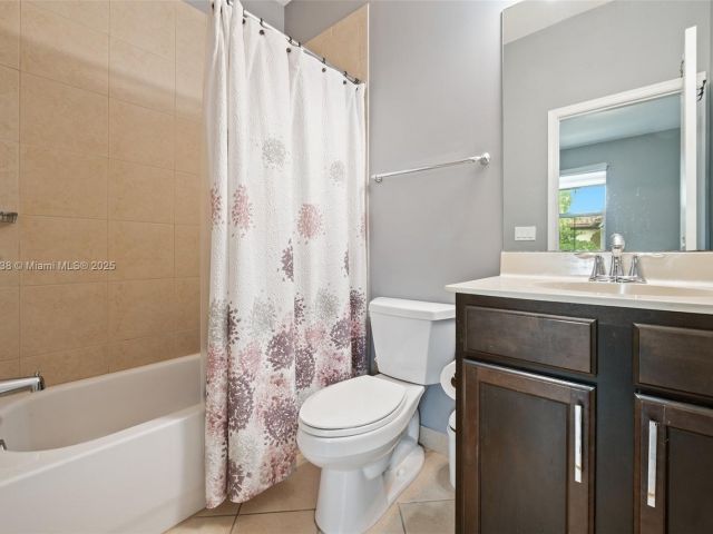 Продажа дома по адресу 4164 Cascada Cir - фото 6122889