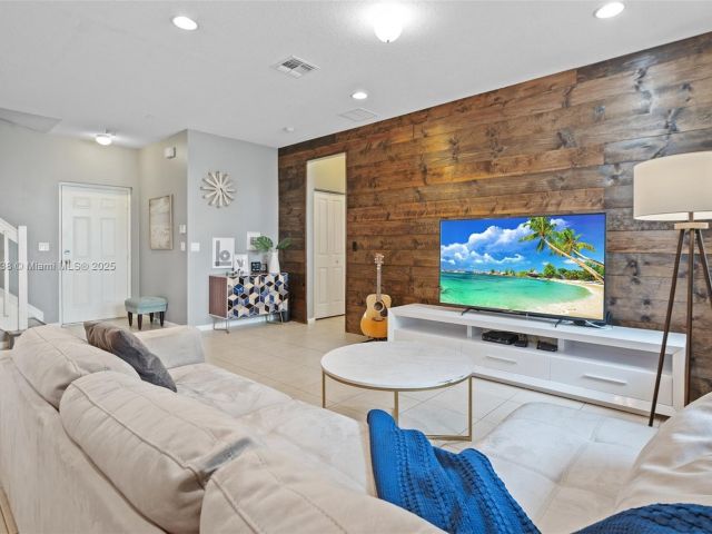 Продажа дома по адресу 4164 Cascada Cir - фото 6122908