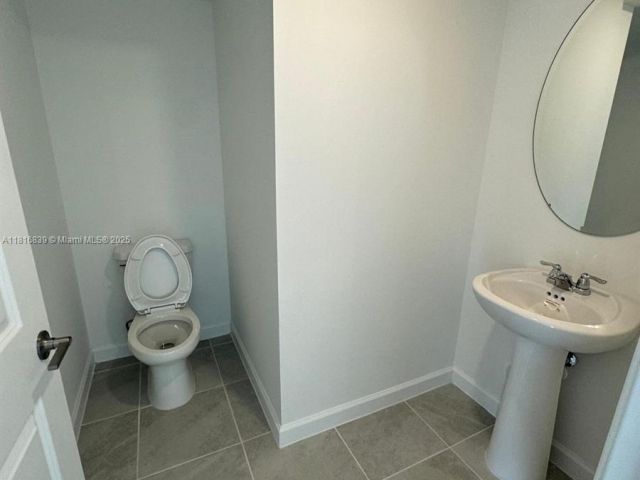 Дом в аренду по адресу 724 SE 13th St Cir . - фото 6124634