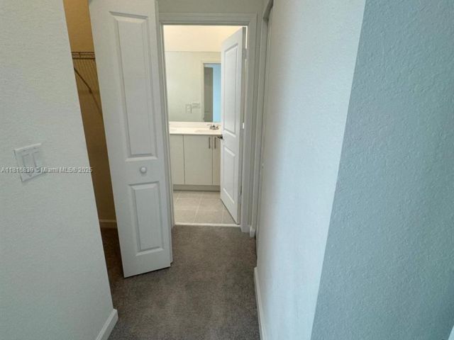 Дом в аренду по адресу 724 SE 13th St Cir . - фото 6124637