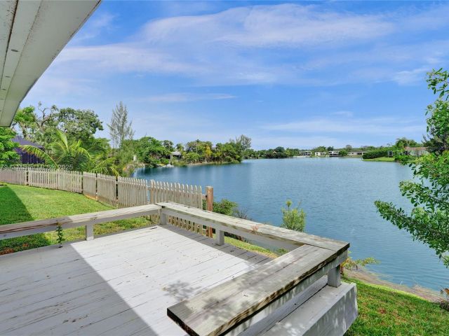 Продажа дома по адресу 2050 NE 196th Ter - фото 6178152