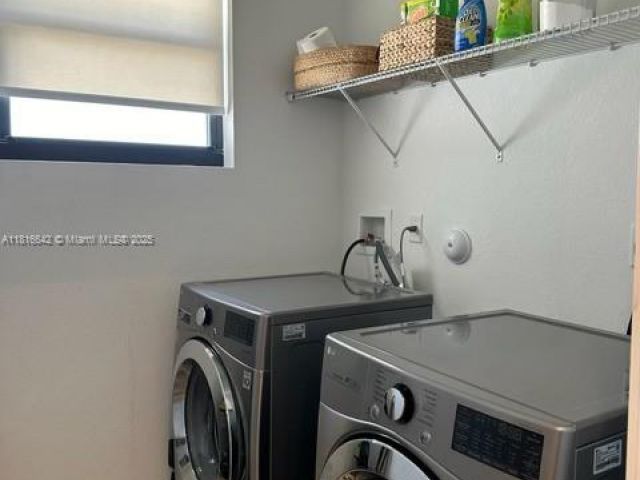 Продажа дома по адресу 23520 SW 107th Ct - фото 6123984