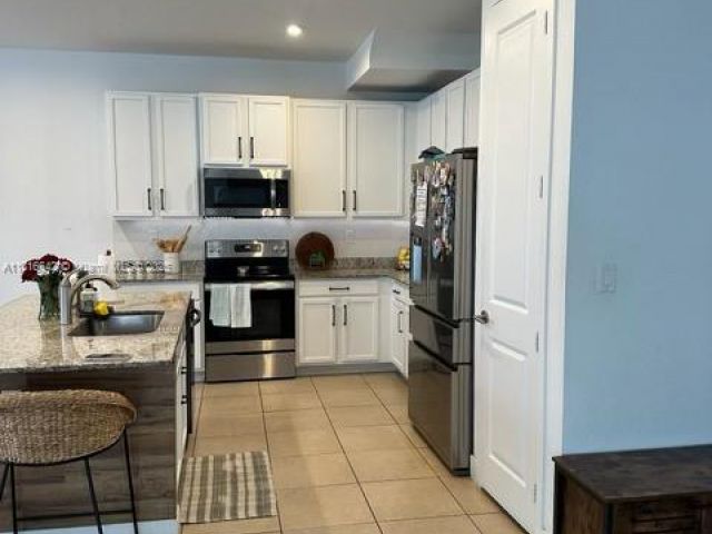 Продажа дома по адресу 23520 SW 107th Ct - фото 6123993