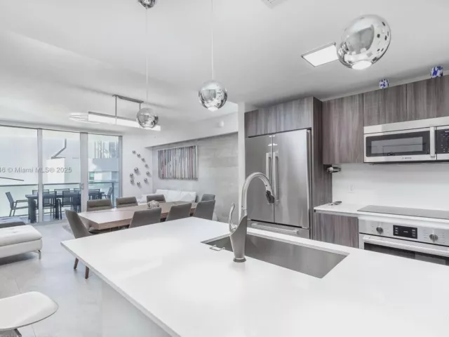 Продажа квартиры #3911 - фото 6148628