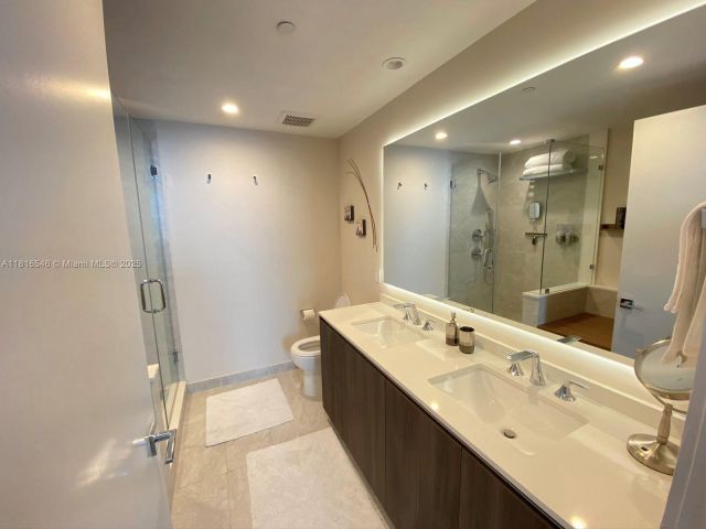 Продажа квартиры #3911 - фото 6148615