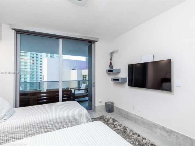 Продажа квартиры #3911 - фото 6148617