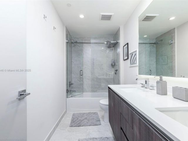 Продажа квартиры #3911 - фото 6148618