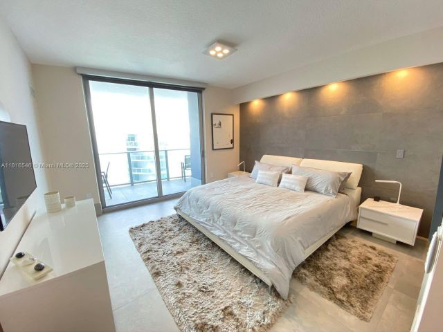 Продажа квартиры #3911 - фото 6148621