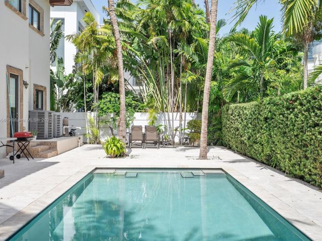 Продажа дома по адресу 18825 N Bay Rd - фото 6157545