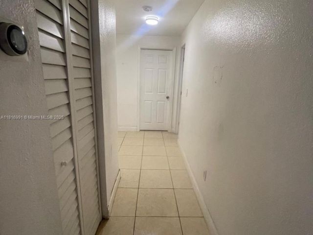 Продажа дома по адресу 451 E Dayton Cir - фото 6227996