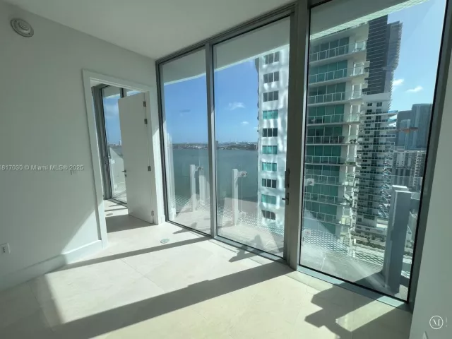 Продажа квартиры #2004 - фото 6135000