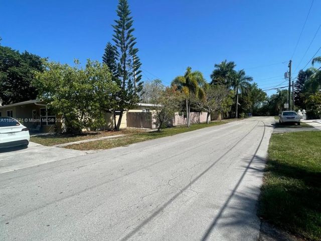 Продажа дома по адресу 2724 Cleveland St - фото 6124882