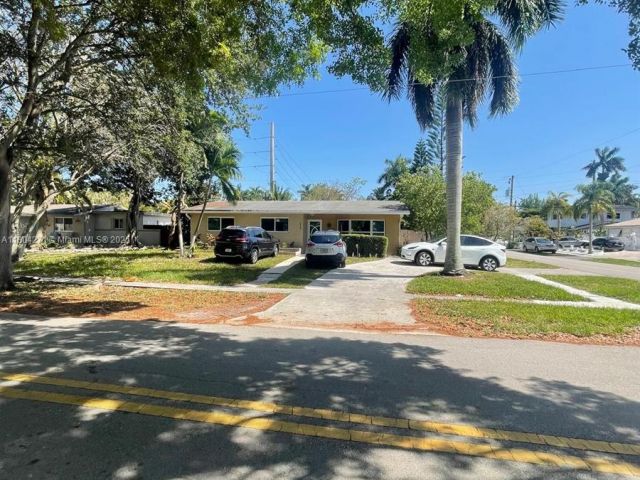 Продажа дома по адресу 2724 Cleveland St - фото 6124886