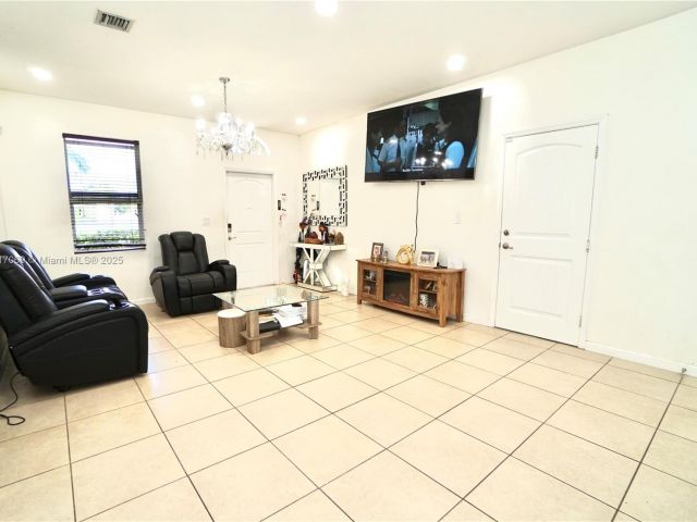 Продажа дома по адресу 18972 SW 318th Ter - фото 6194061