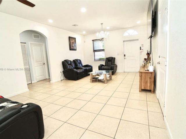 Продажа дома по адресу 18972 SW 318th Ter - фото 6194062