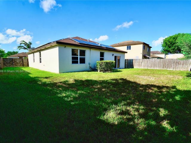 Продажа дома по адресу 18972 SW 318th Ter - фото 6194063