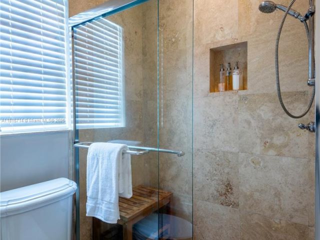 Продажа дома по адресу  - фото 6130486