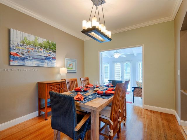 Продажа дома по адресу  - фото 6130497