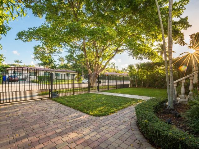 Продажа дома по адресу  - фото 6130502