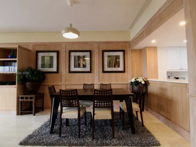 Продажа квартиры #702 - фото 6126275