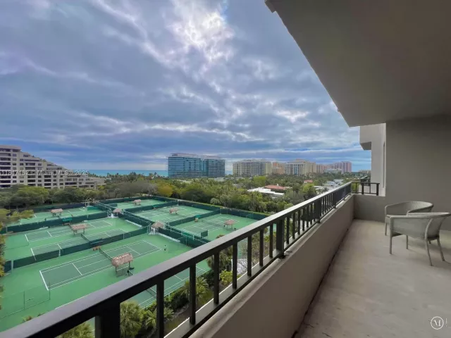 Продажа квартиры #702 - фото 6126283