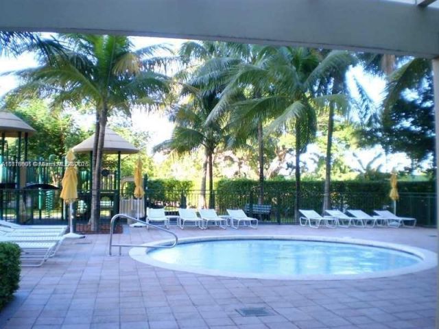 Квартира в аренду номер2210 - фото 6128437