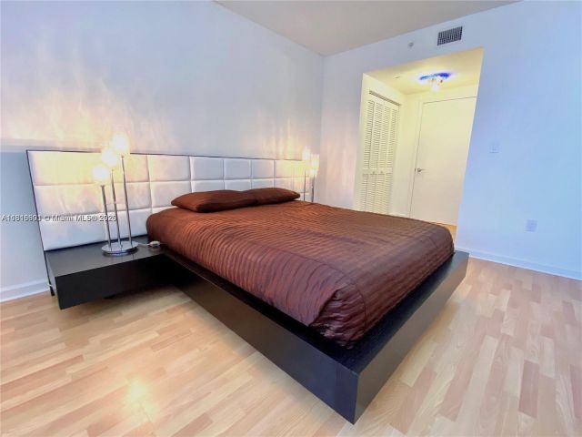 Квартира в аренду номер2210 - фото 6128443