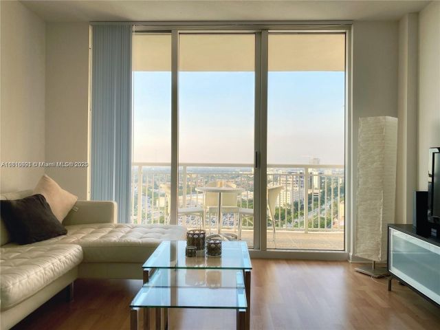 Квартира в аренду номер2210 - фото 6128444