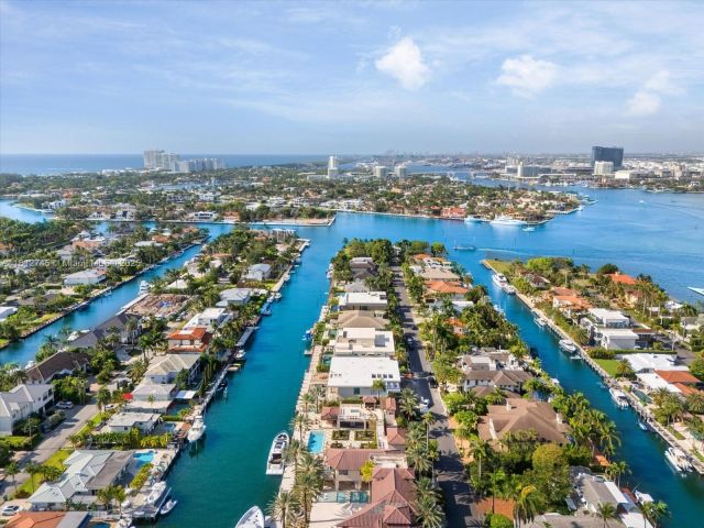 Продажа дома по адресу 630 Isle Of Palms Dr - фото 6126841