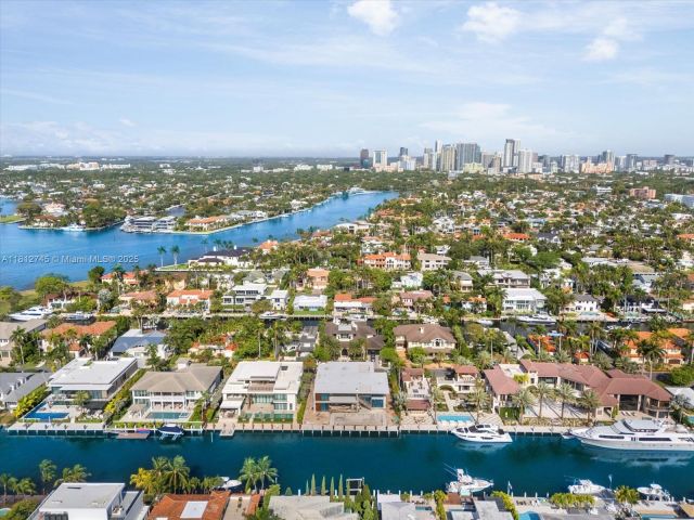 Продажа дома по адресу 630 Isle Of Palms Dr - фото 6126842