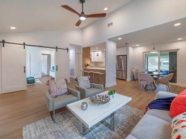 Продажа дома по адресу 18085 102nd Way S - фото 6164229