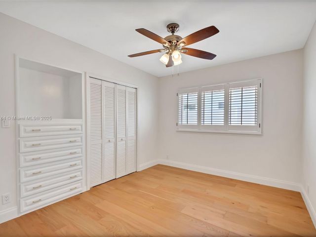 Продажа дома по адресу 325 Bontona Ave - фото 6133570