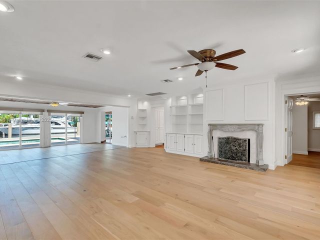 Продажа дома по адресу 325 Bontona Ave - фото 6133579