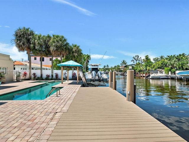 Продажа дома по адресу 325 Bontona Ave - фото 6133583