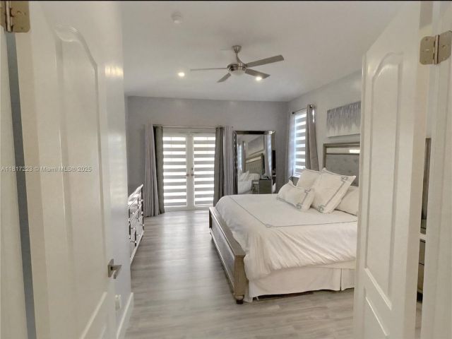 Продажа дома по адресу 14121 SW 152nd Ter - фото 6191030