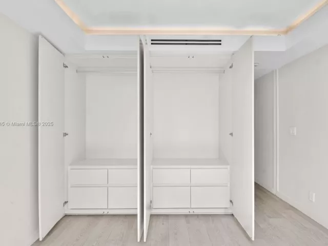 Продажа квартиры #7A - фото 6128365