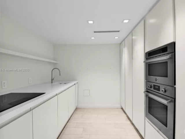 Продажа квартиры #7A - фото 6128371