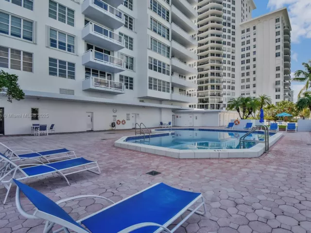 Продажа квартиры #7A - фото 6128360