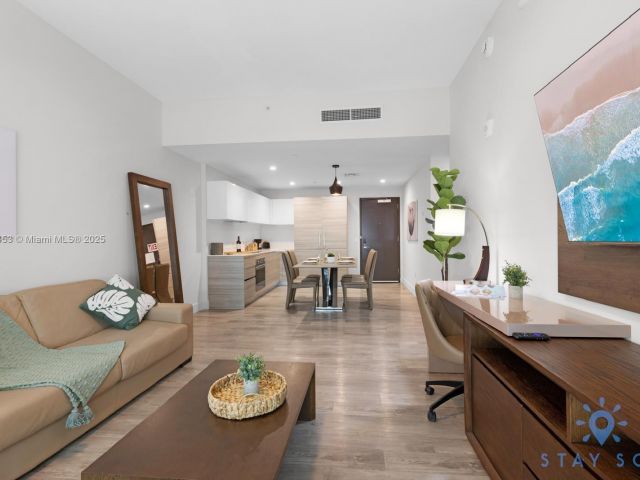 Продажа квартиры #N219 - фото 7448452