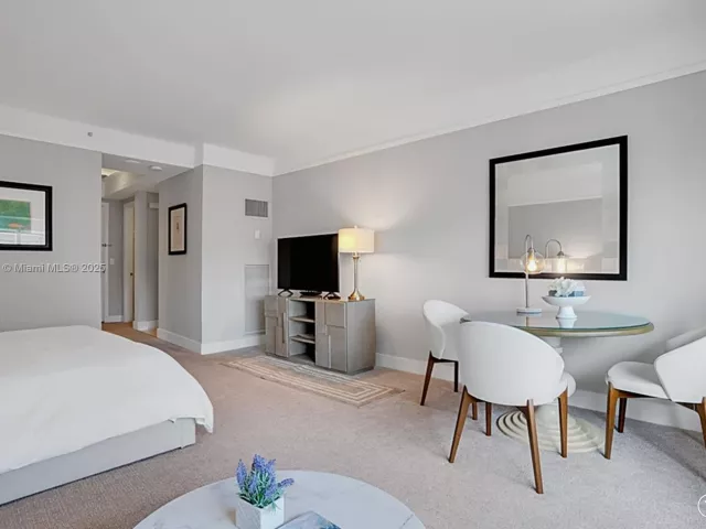 Продажа квартиры #3111 - фото 6150360