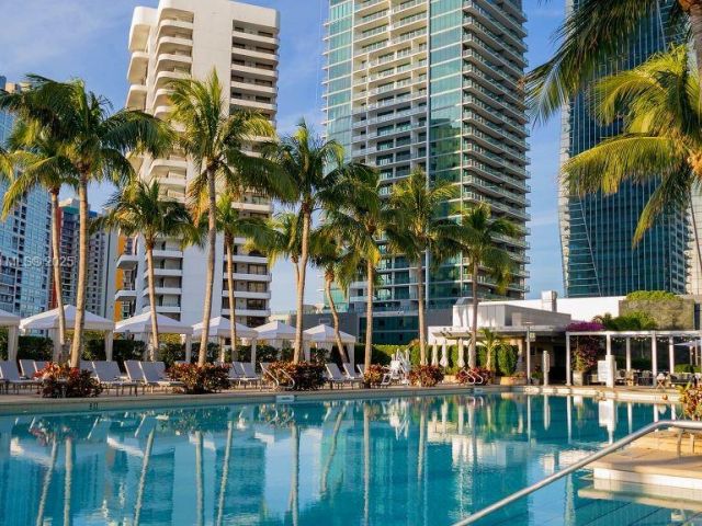 Продажа квартиры #3111 - фото 6150357