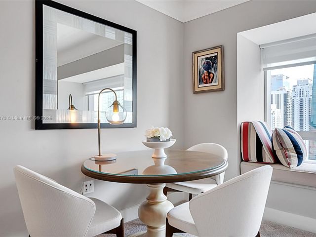 Продажа квартиры #3111 - фото 6150358