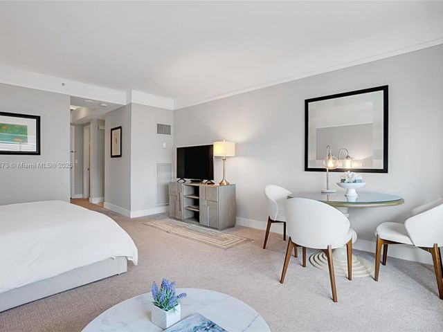 Продажа квартиры #3111 - фото 6150360