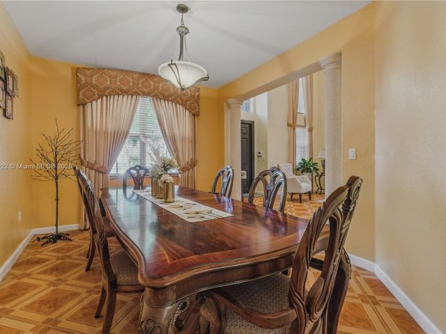 Продажа дома по адресу 12251 SW 122nd Path - фото 6147368