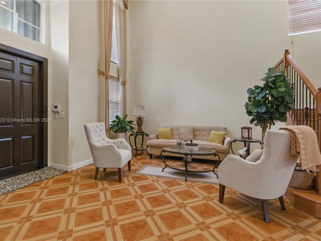 Продажа дома по адресу 12251 SW 122nd Path - фото 6147371