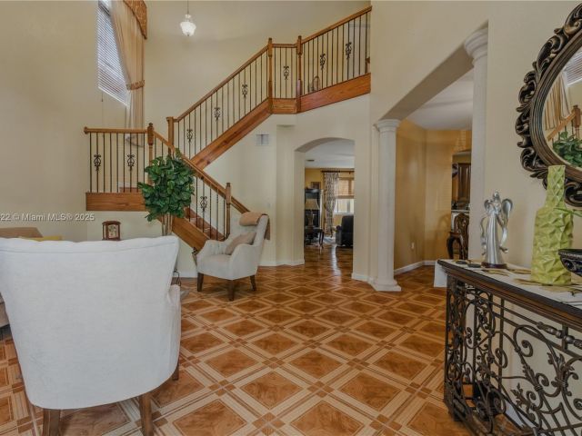 Продажа дома по адресу 12251 SW 122nd Path - фото 6147373