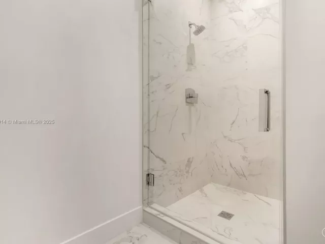 Продажа квартиры #1604 - фото 6149990